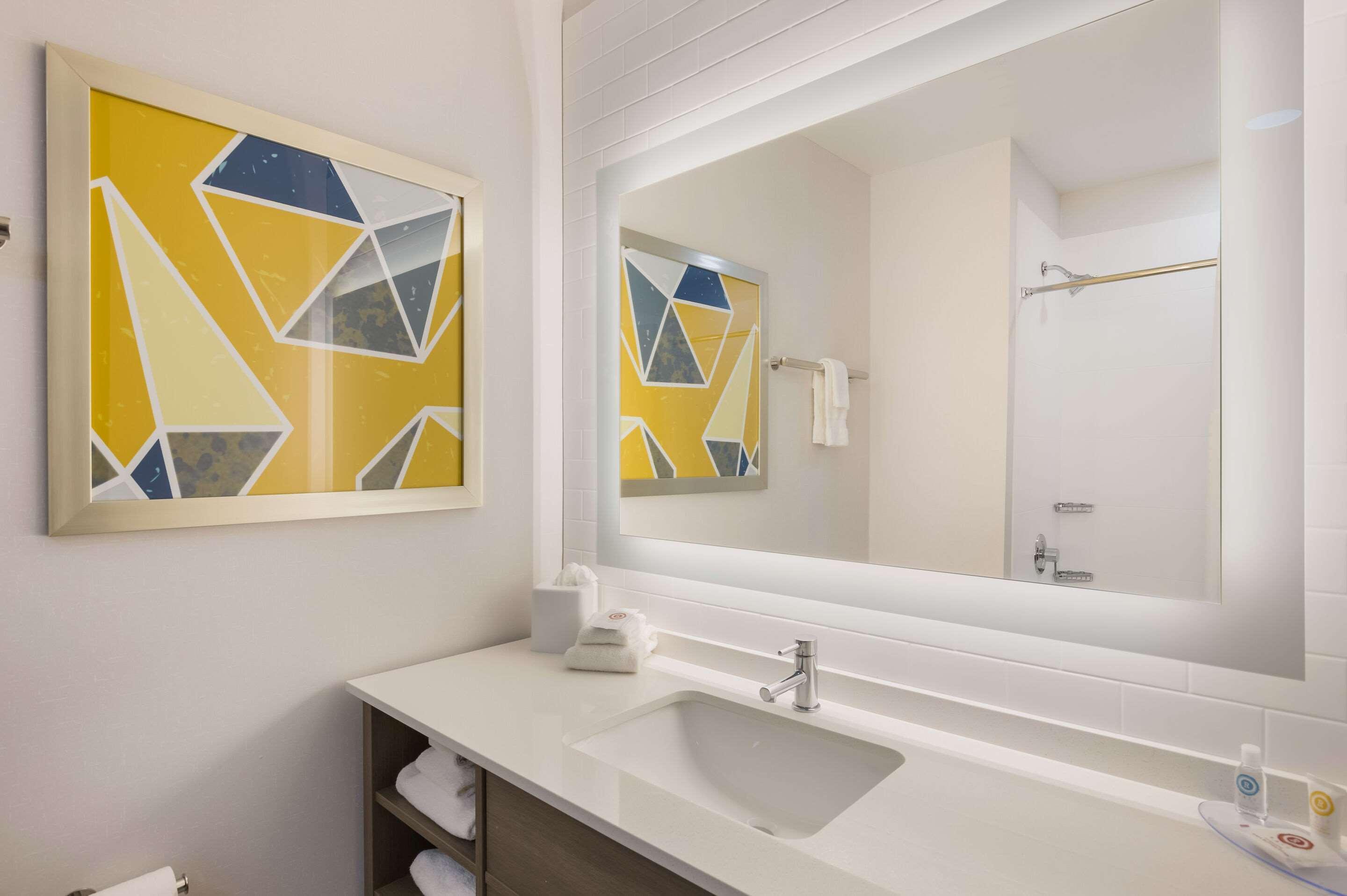 Comfort Inn & Suites Гейлорд Екстериор снимка