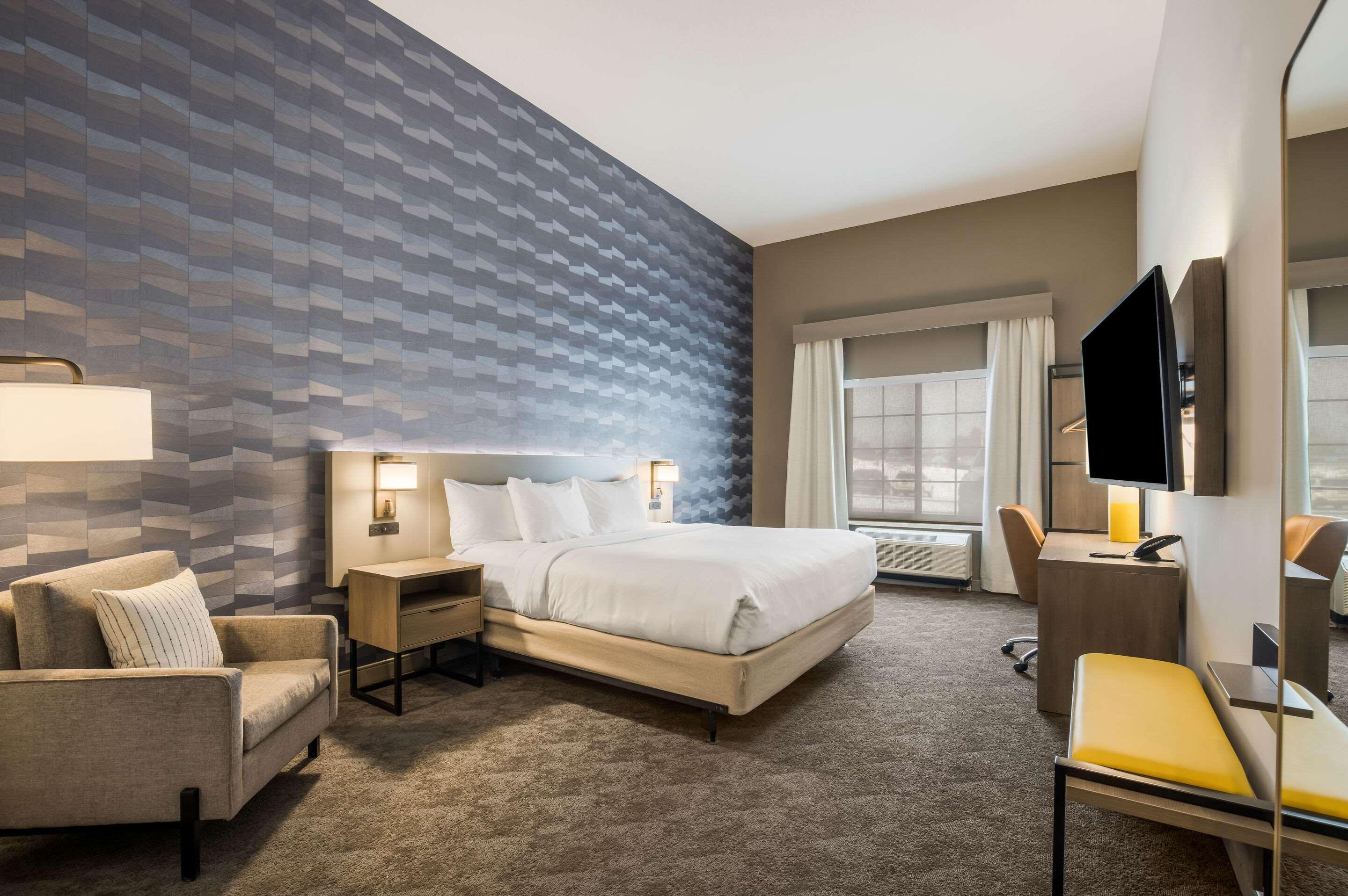 Comfort Inn & Suites Гейлорд Екстериор снимка