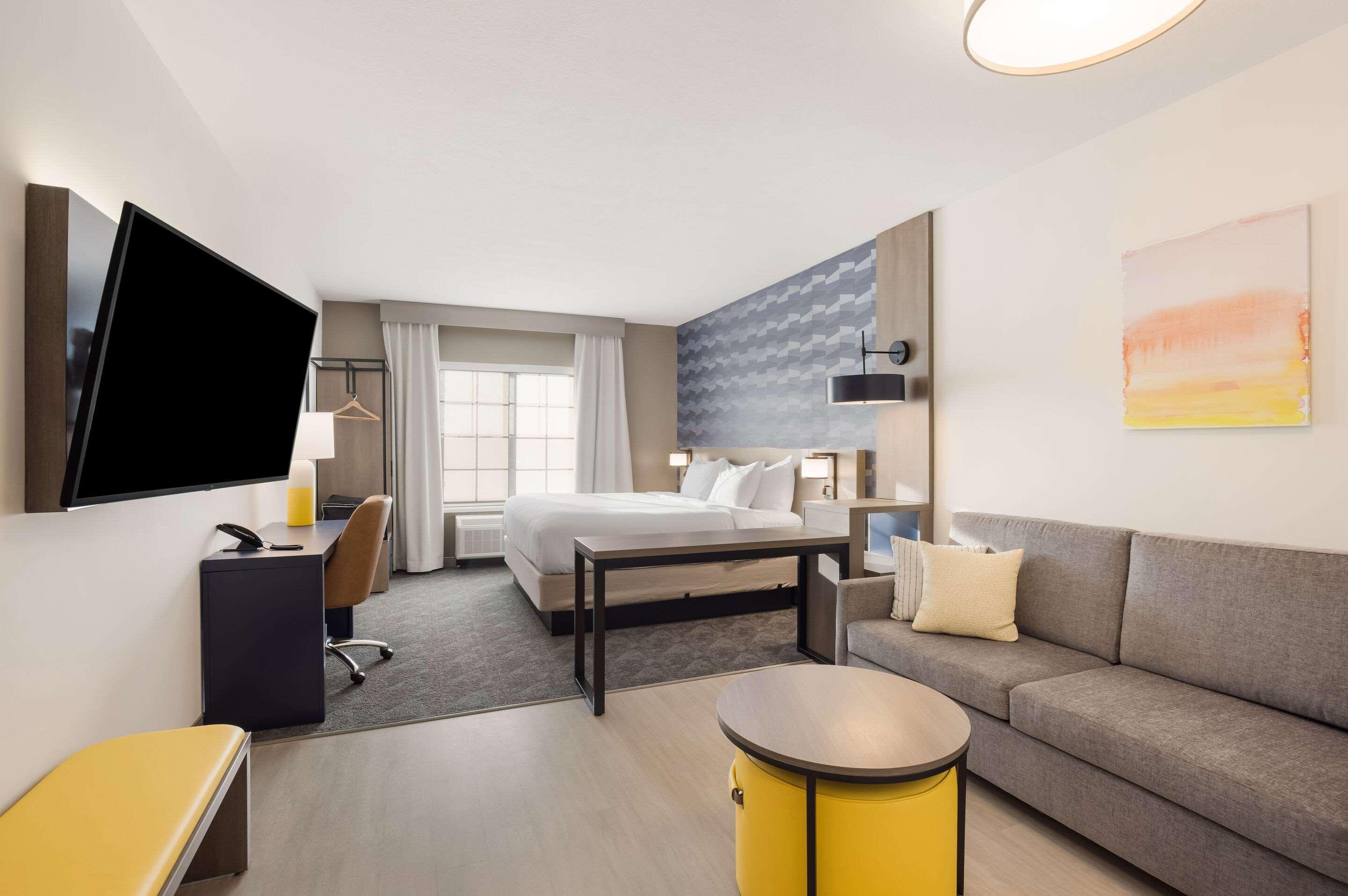 Comfort Inn & Suites Гейлорд Екстериор снимка