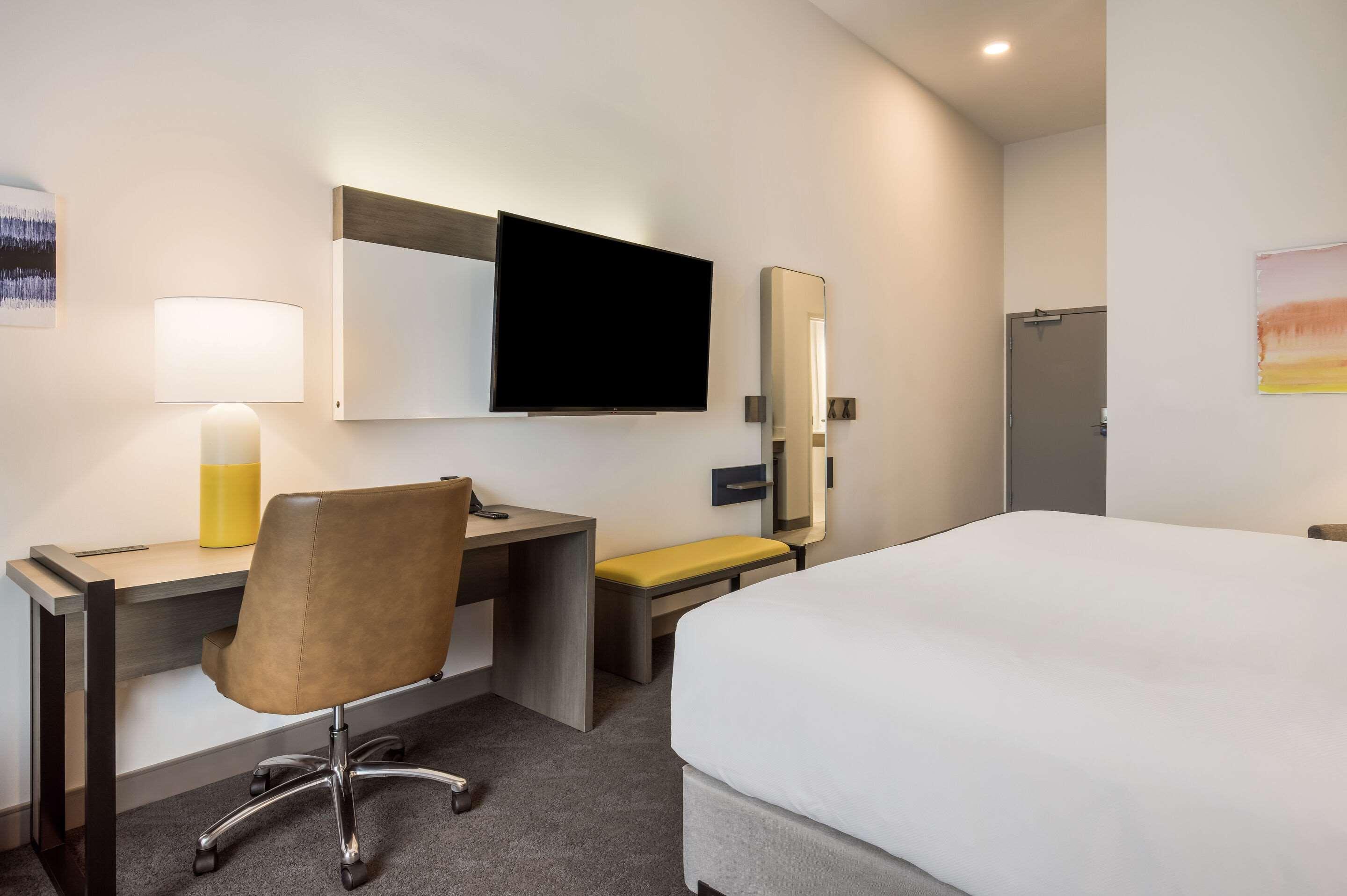 Comfort Inn & Suites Гейлорд Екстериор снимка