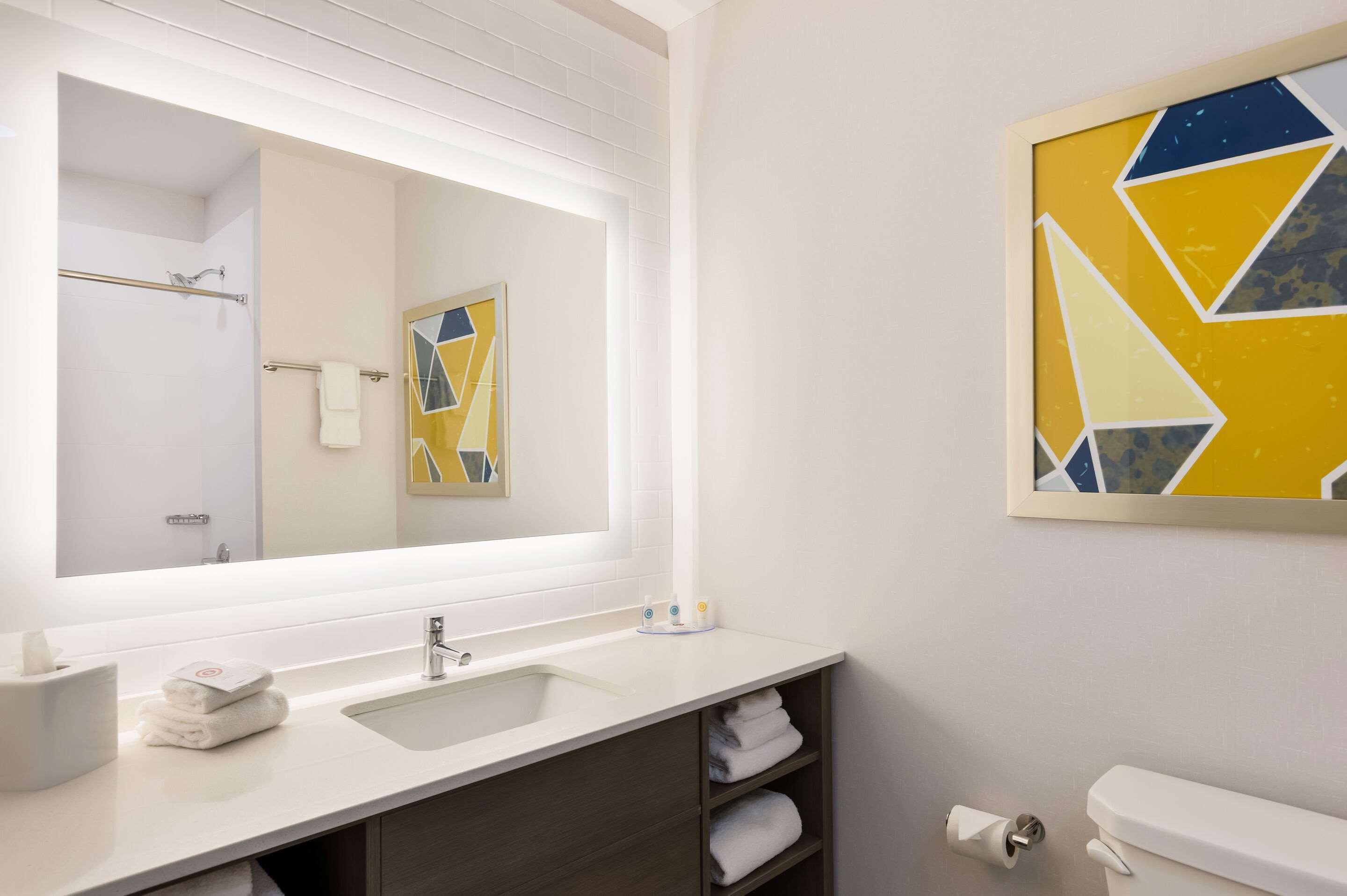 Comfort Inn & Suites Гейлорд Екстериор снимка
