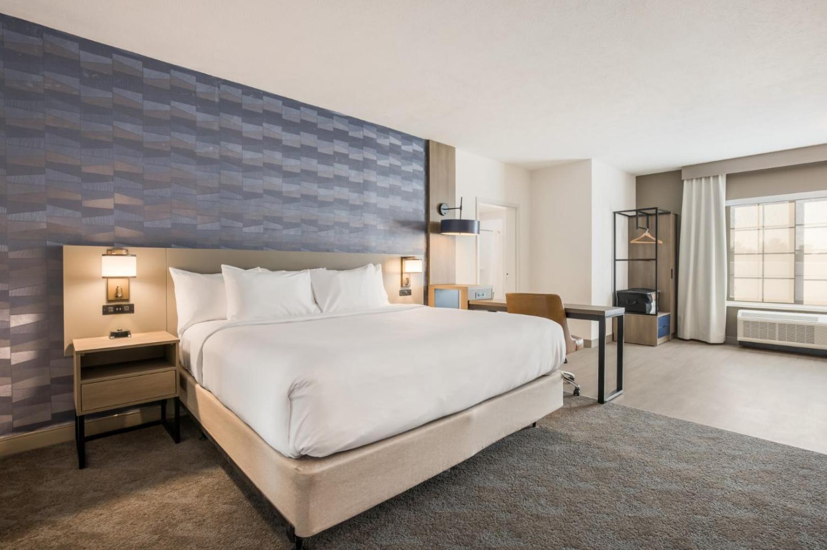 Comfort Inn & Suites Гейлорд Екстериор снимка